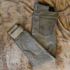 Grey American eagle jeggings